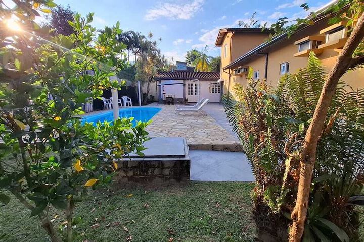Pool 36 of 49