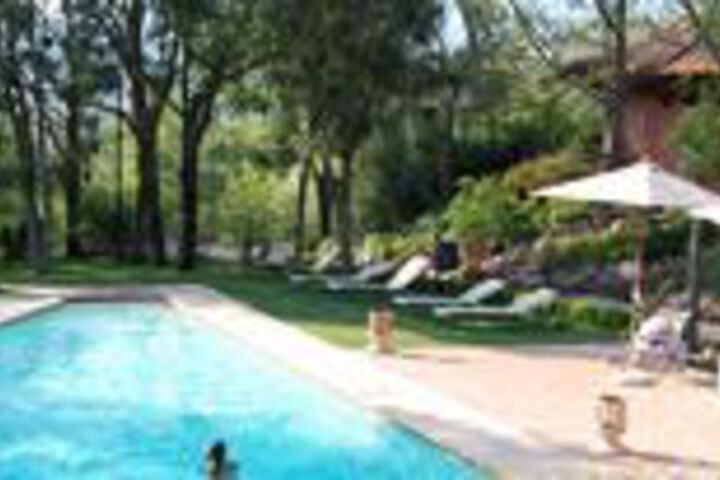 Pool 24 of 44