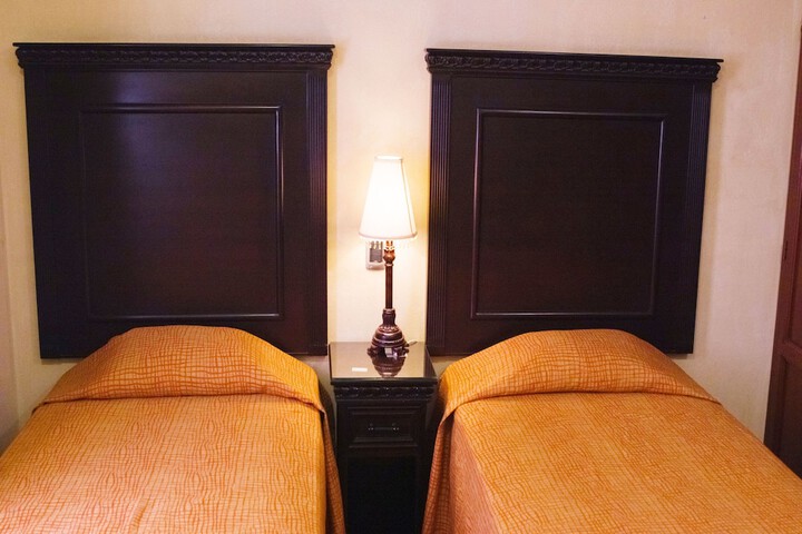 Room 8 of 41