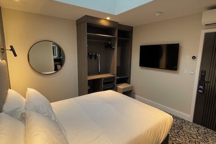 Room 39 of 85