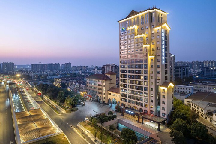 Hotel 17 of 18
