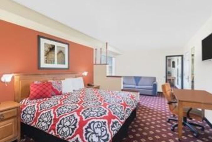 Room 111 of 128