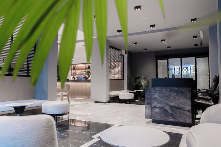 Hotel Interior 7 of 186