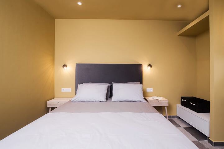 Room 6 of 41