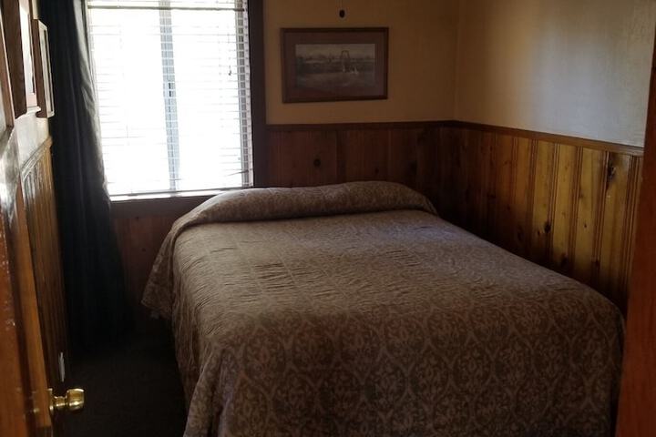 Room 20 of 149