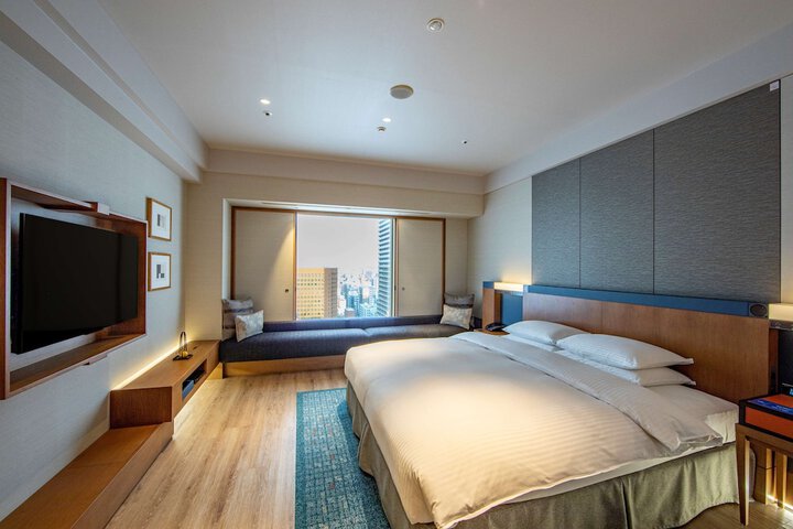Room 3 of 155