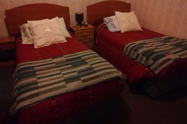 Room 8 of 28