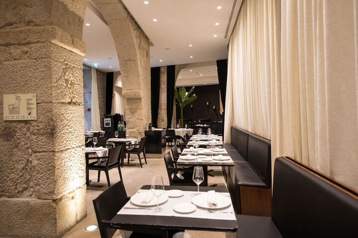 Dining 45 of 78