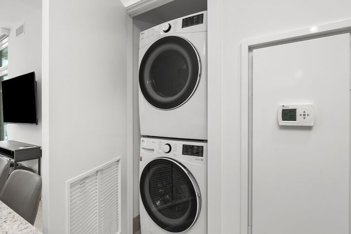 Laundry 35 of 62