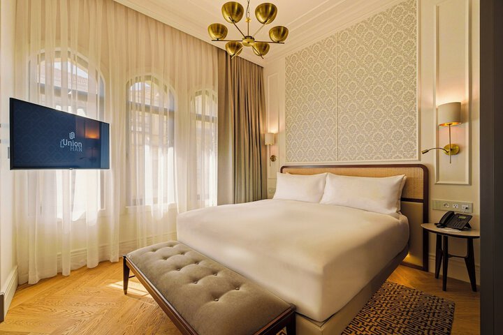 Room 48 of 117