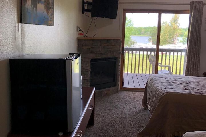 Room 4 of 46