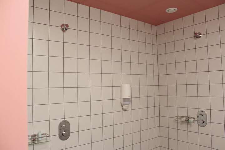 Room 15 of 37