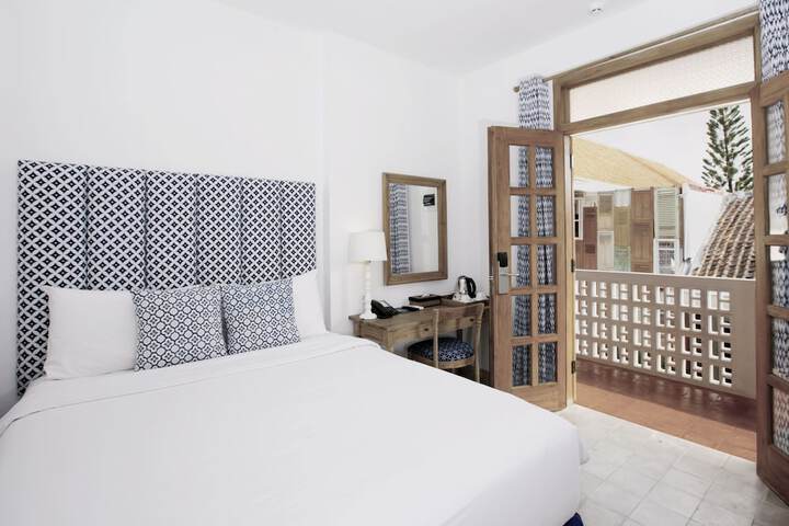 Room 18 of 62