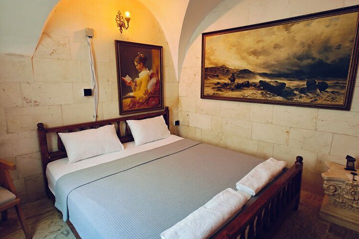 Room 60 of 88