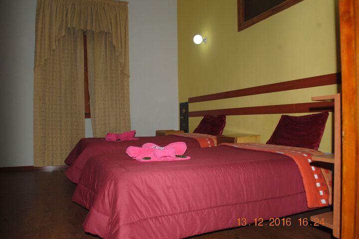 Room 10 of 15