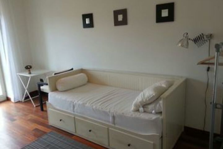 Room 12 of 29