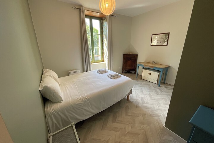 Room 15 of 44