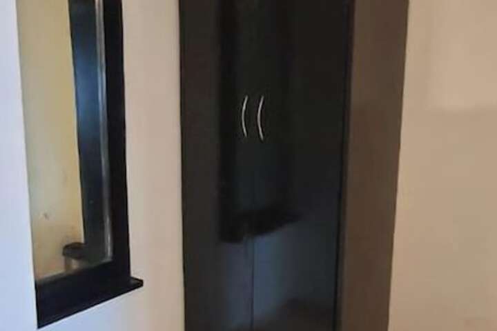 Room 21 of 33
