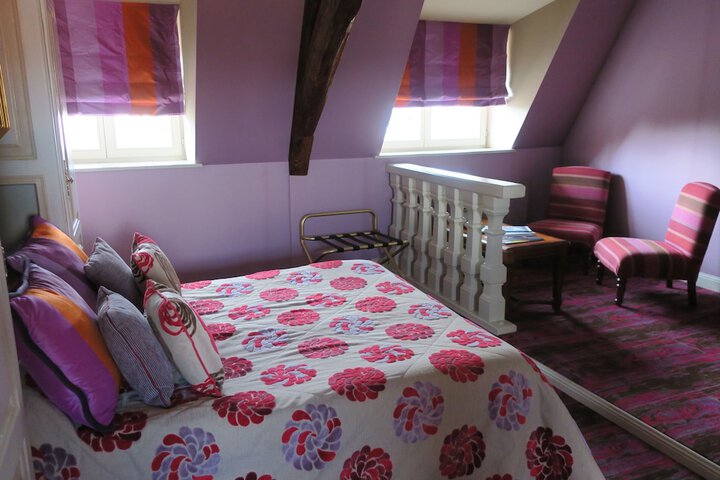 Room 7 of 28
