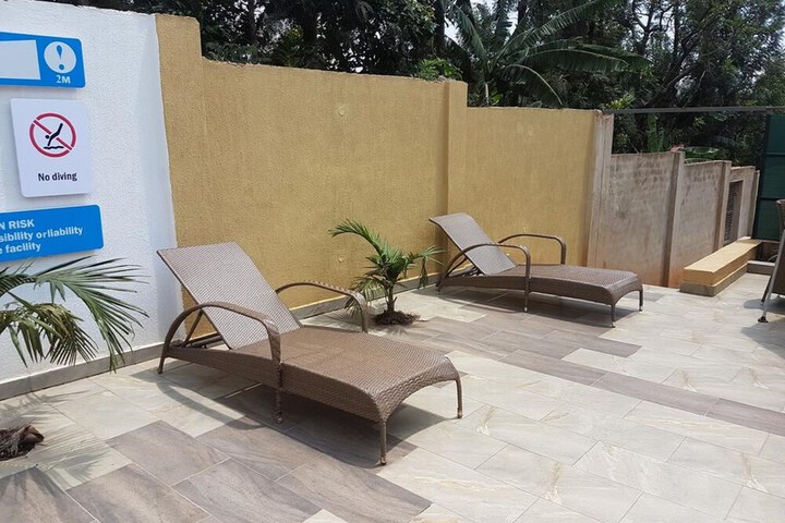 Sundeck 44 of 49