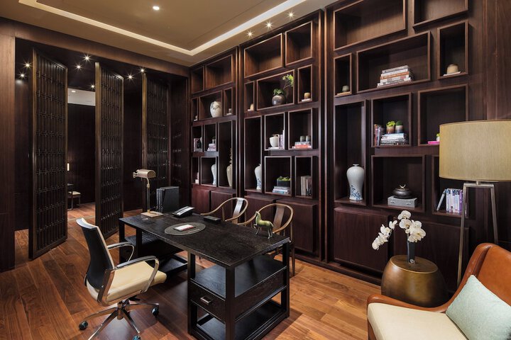 Room 5 of 27