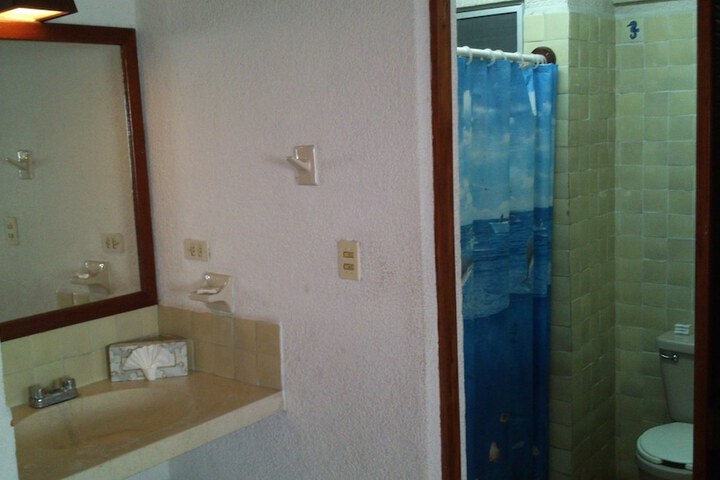 Room 36 of 64