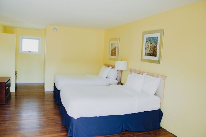 Room 11 of 21