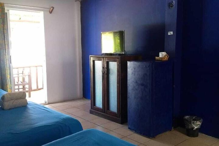 Room 26 of 33