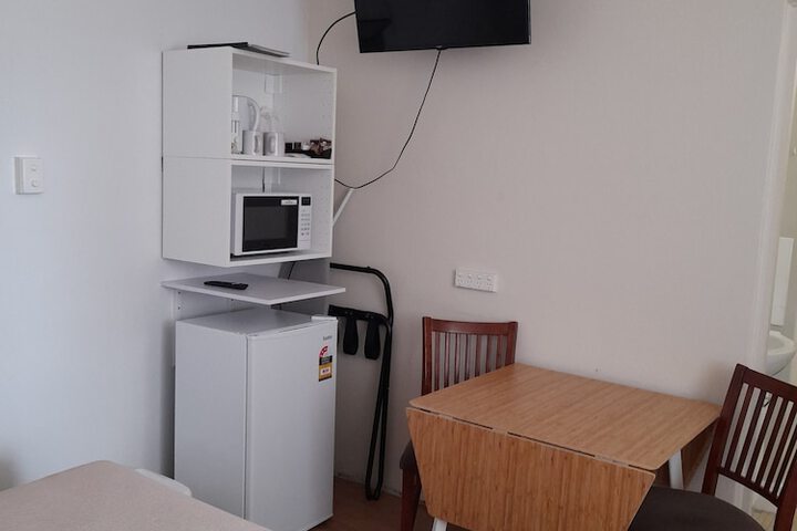 Room 26 of 86