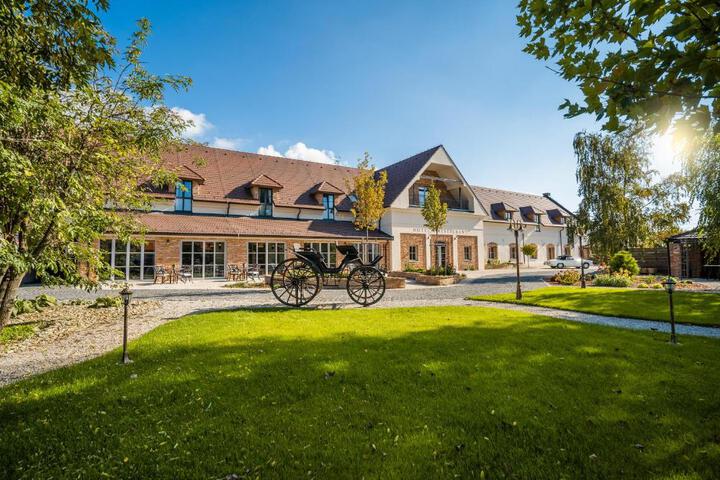 Arkady Hof Hotel