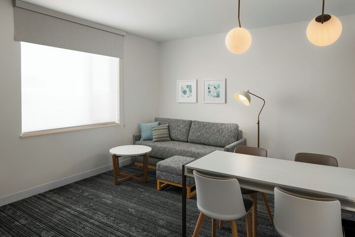 Room 13 of 35
