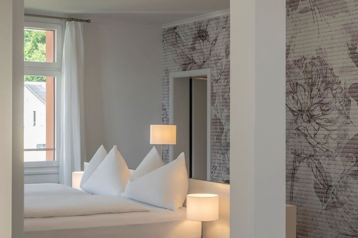 Room 26 of 80