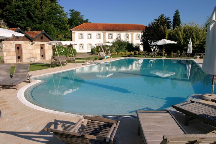 Pool Hotel