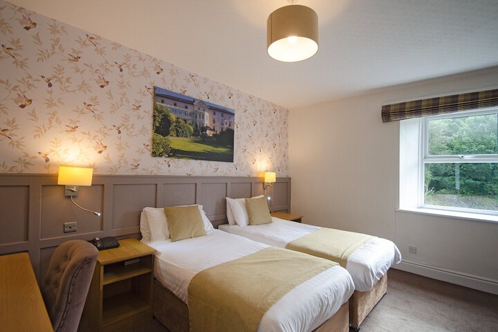 Room 7 of 47