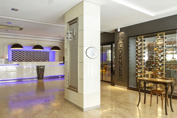 Lobby Photos