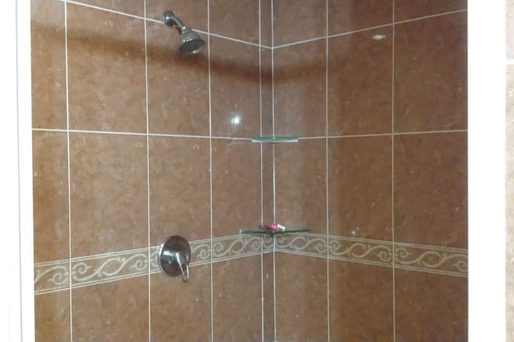 Room 12 of 18