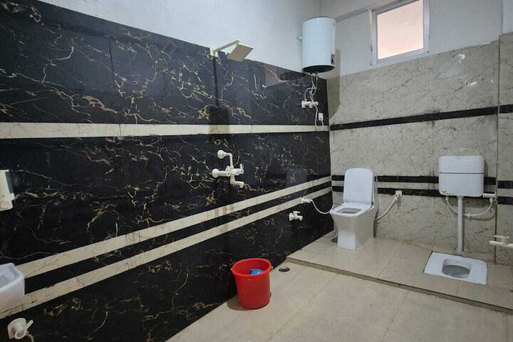Room 16 of 17