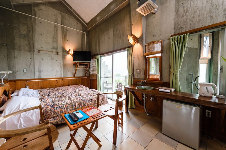 Room 16 of 57