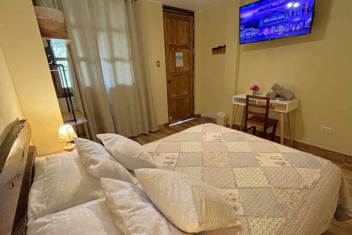 Room 52 of 199