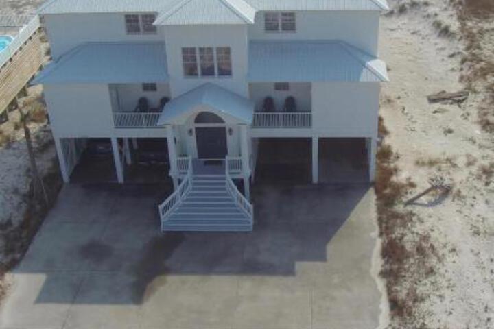 Gulf Front Home W Private Pool. Sleeps Up To 20. in Gulf Shores, AL