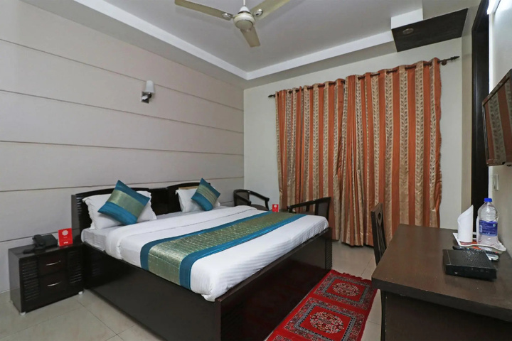 Room 5 of 5