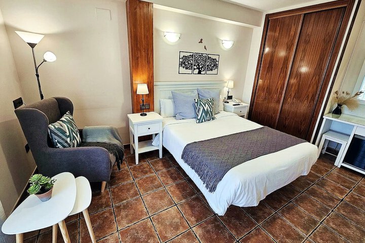 Room 27 of 67