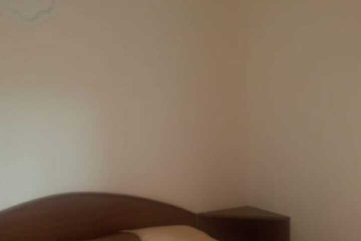 Room 3 of 9