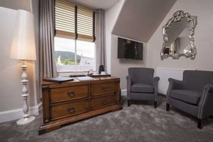 Room 15 of 17