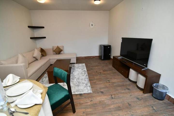 Room 8 of 20