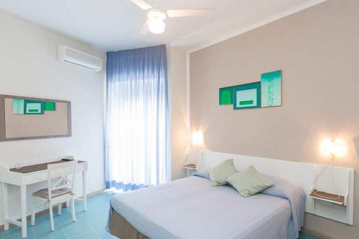 Room 10 of 59