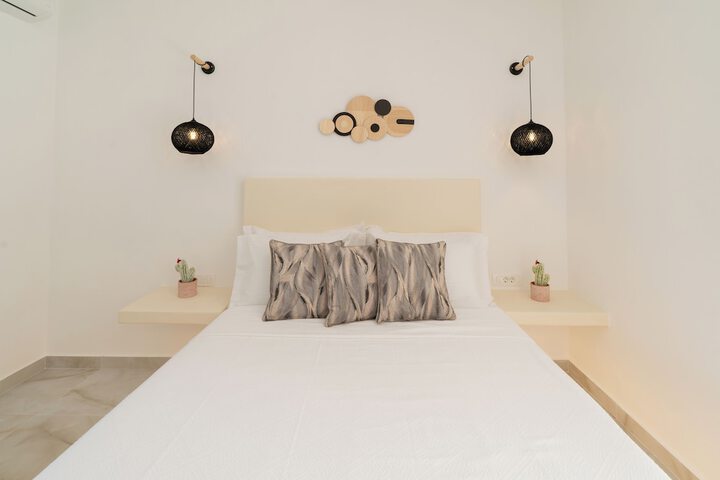 Room 14 of 37