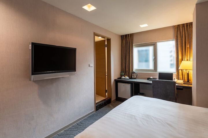Room 26 of 119