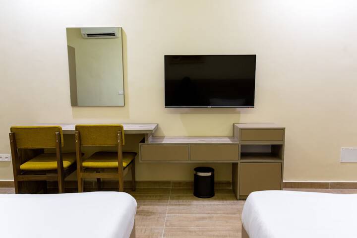 Room 19 of 79