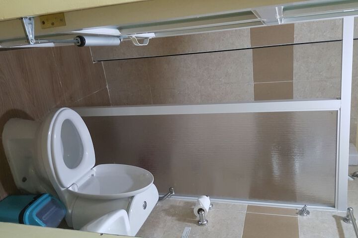 Room 89 of 105